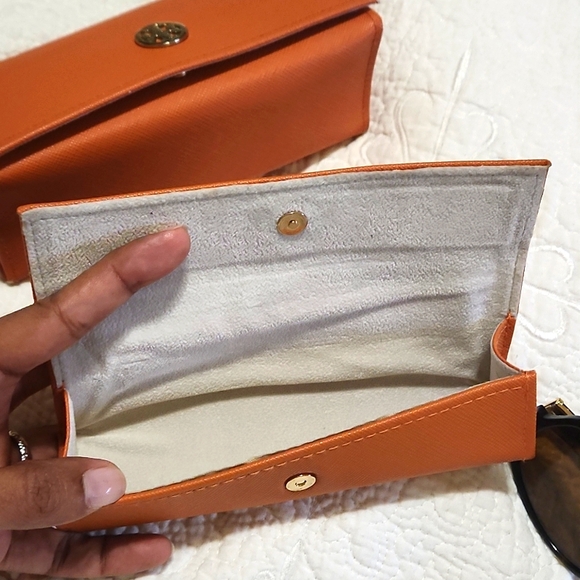 Tory Burch prescription bifocal sunglasses, with case, and a smaller case - Picture 12 of 12